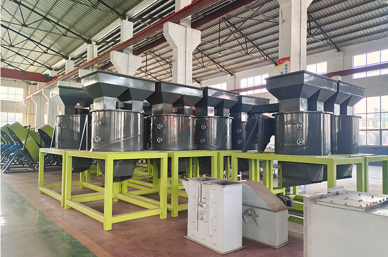 立式粉碎機1.jpg